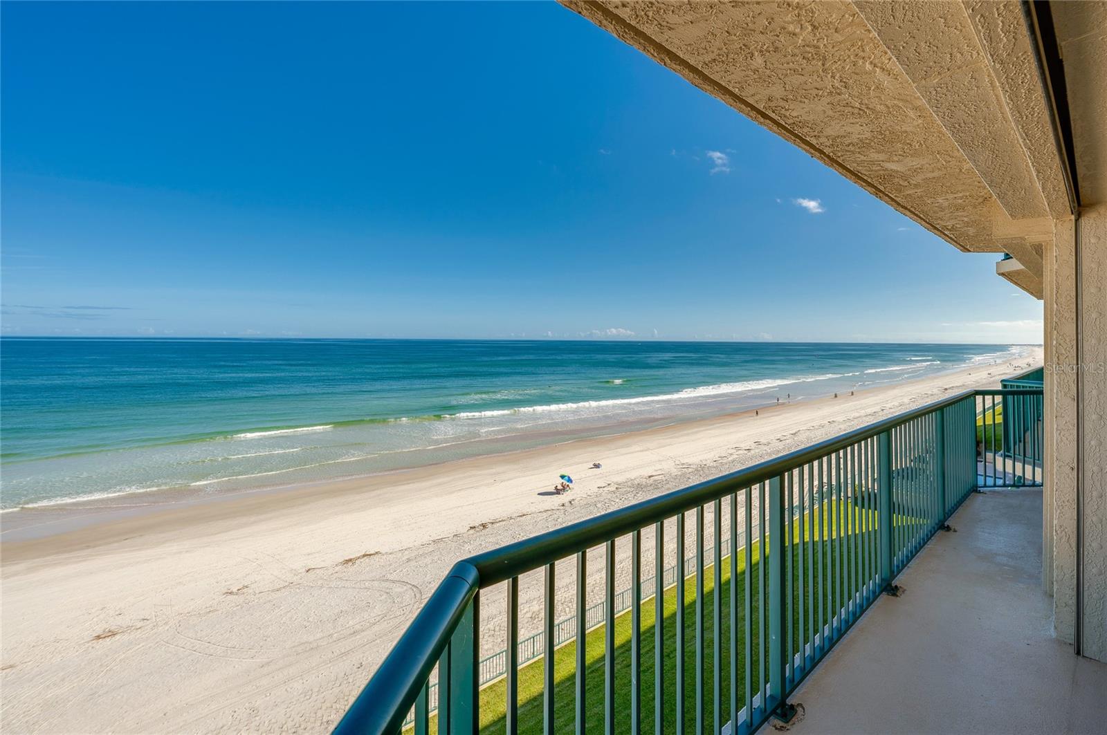 TOWERS AT PONCE INLET TOWER 01 CONDO - Residential