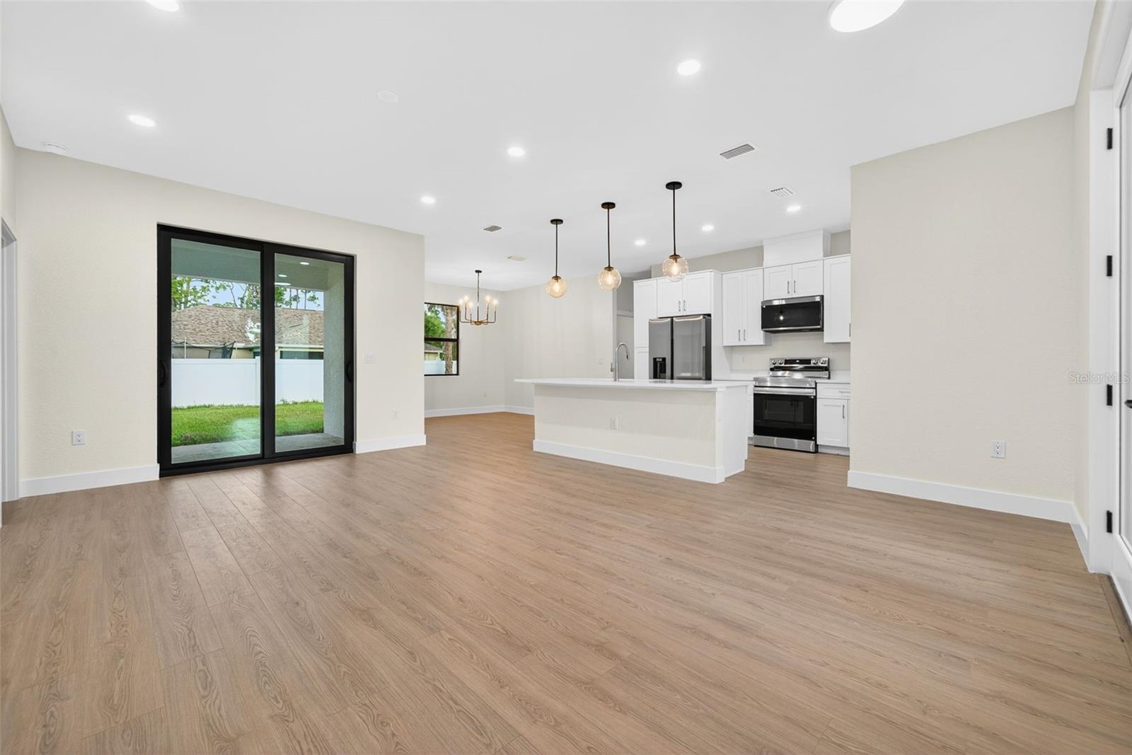 1548 - PORT CHARLOTTE SUB 17 - Residential