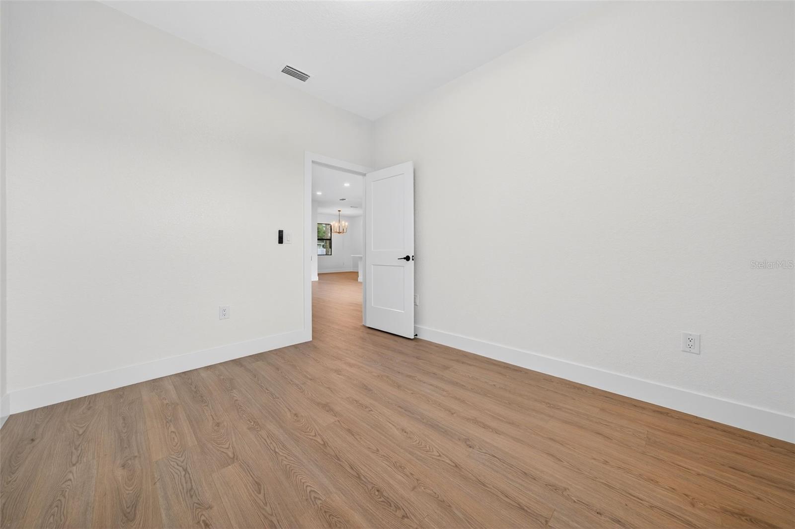 1548 - PORT CHARLOTTE SUB 17 - Residential