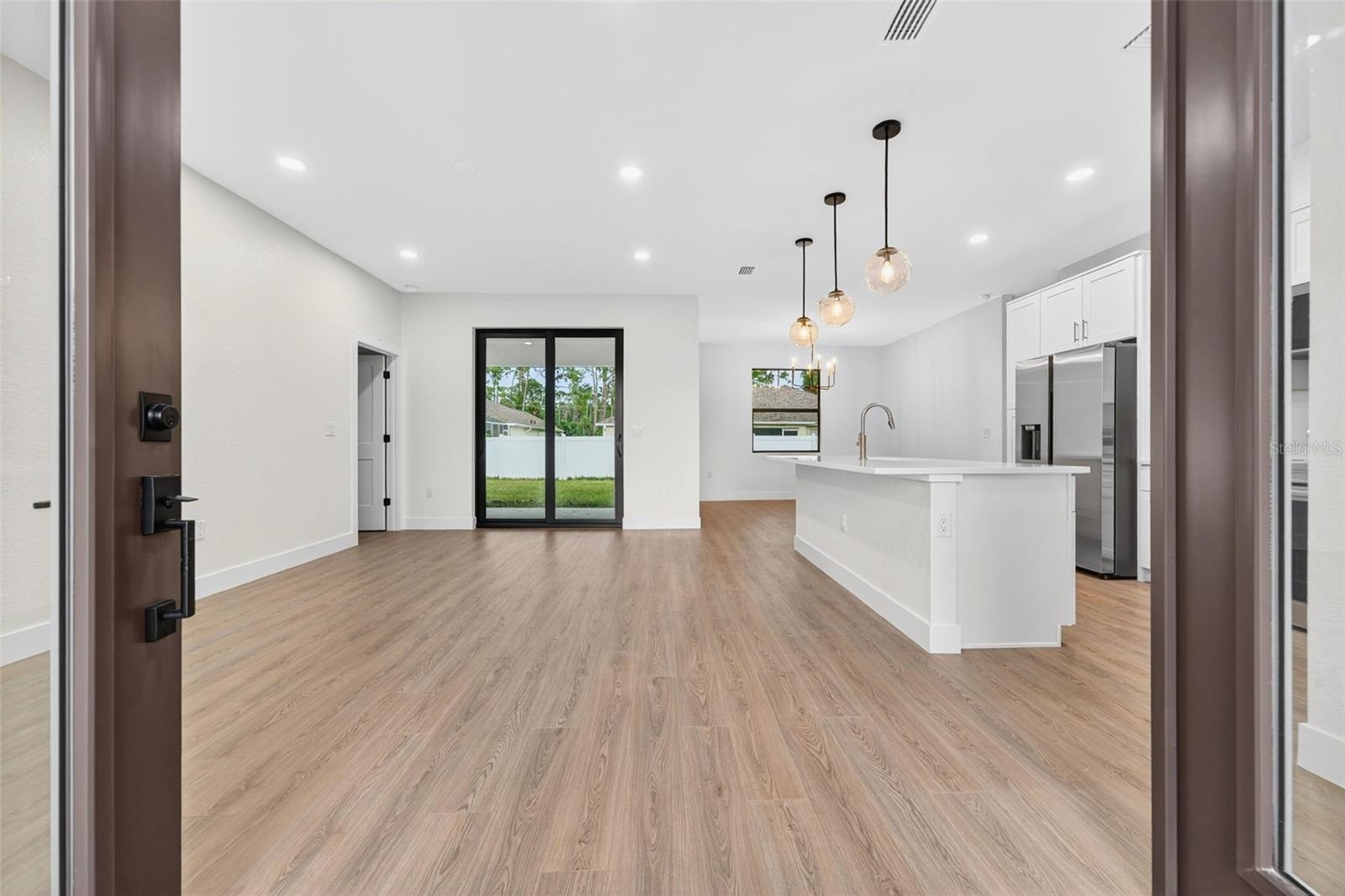 1548 - PORT CHARLOTTE SUB 17 - Residential
