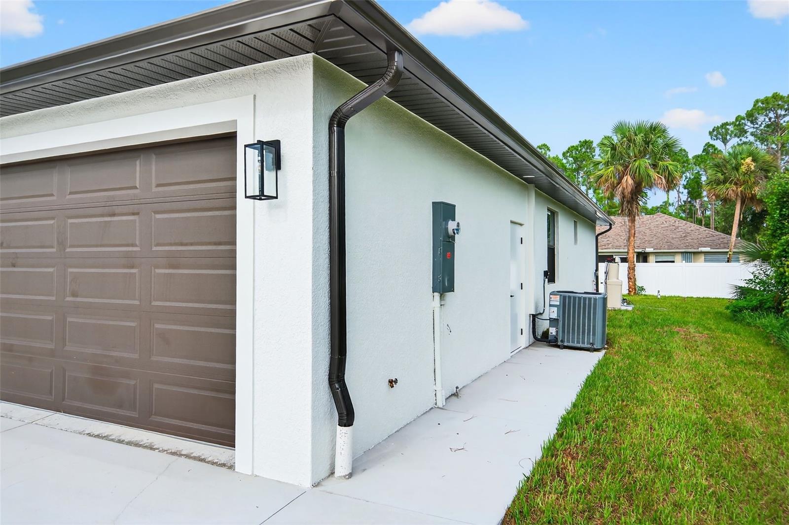 1548 - PORT CHARLOTTE SUB 17 - Residential