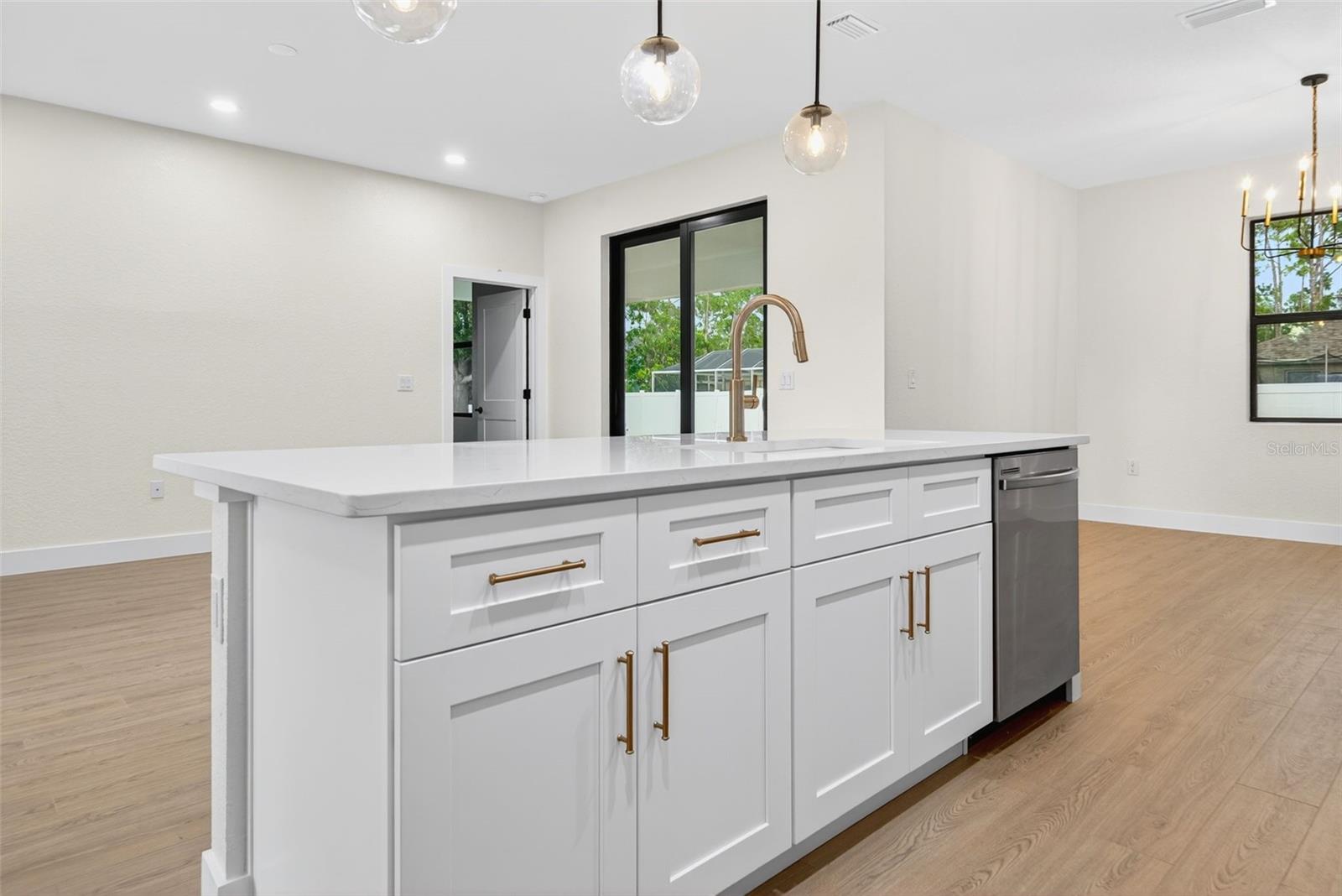 1548 - PORT CHARLOTTE SUB 17 - Residential