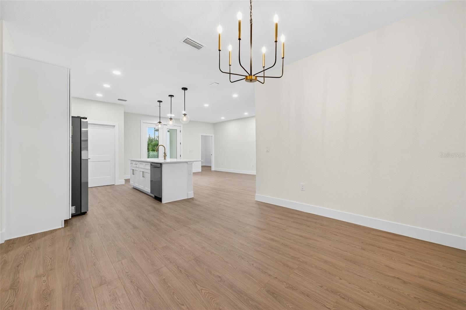 1548 - PORT CHARLOTTE SUB 17 - Residential
