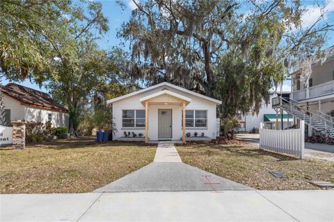 Photo of 911 Pennsylvania Avenue, Saint Cloud, FL 34769 (MLS # R4910804)