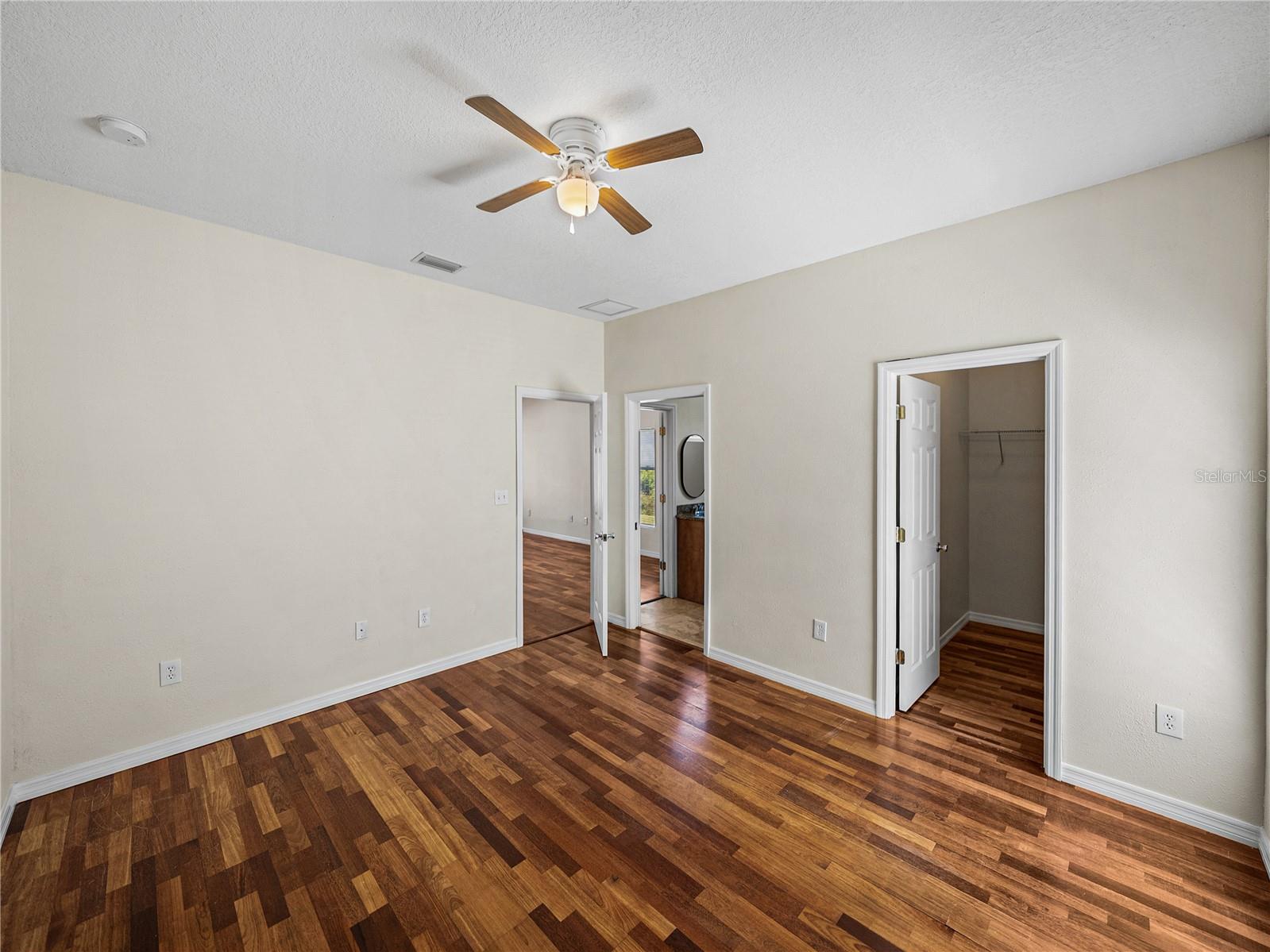 FOX RIDGE - Residential