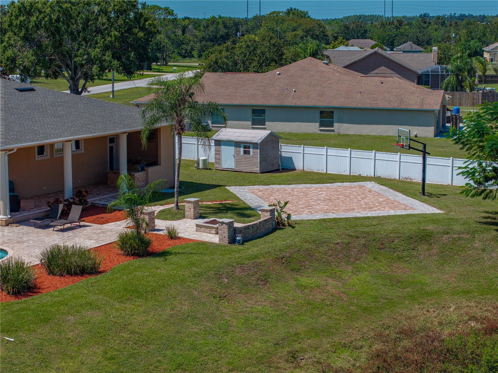 FOX RIDGE - Residential