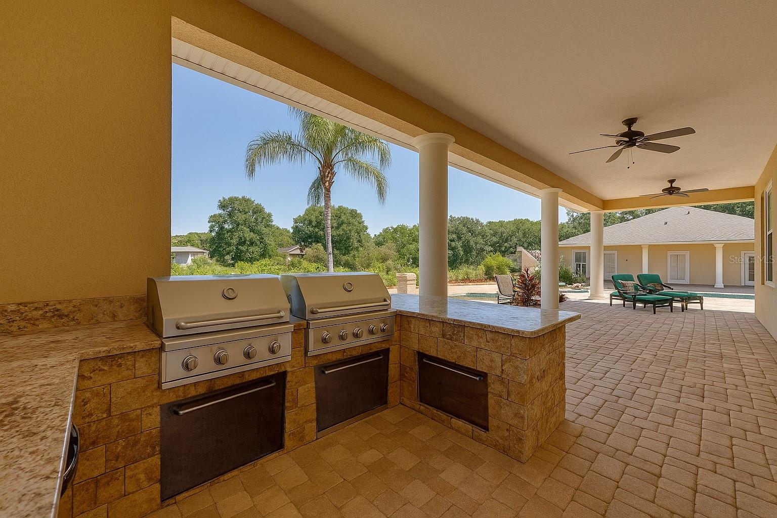 FOX RIDGE - Residential