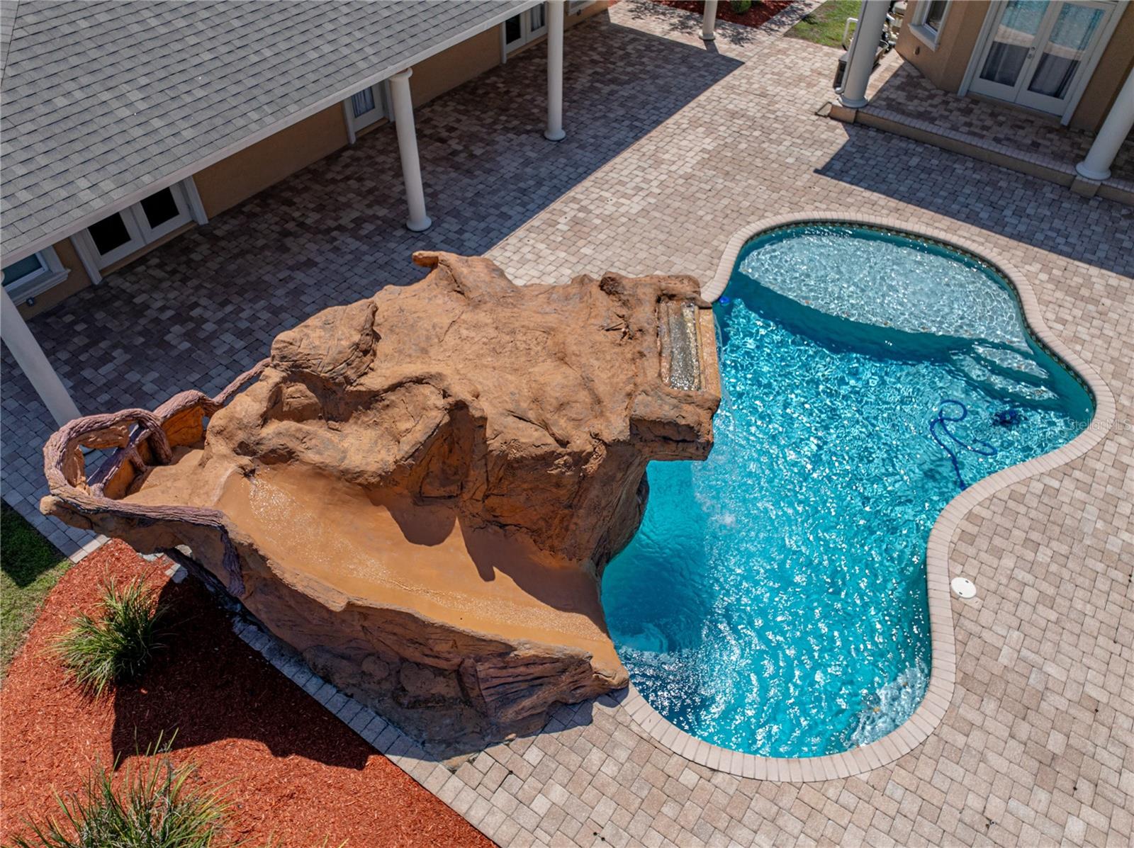 FOX RIDGE - Residential