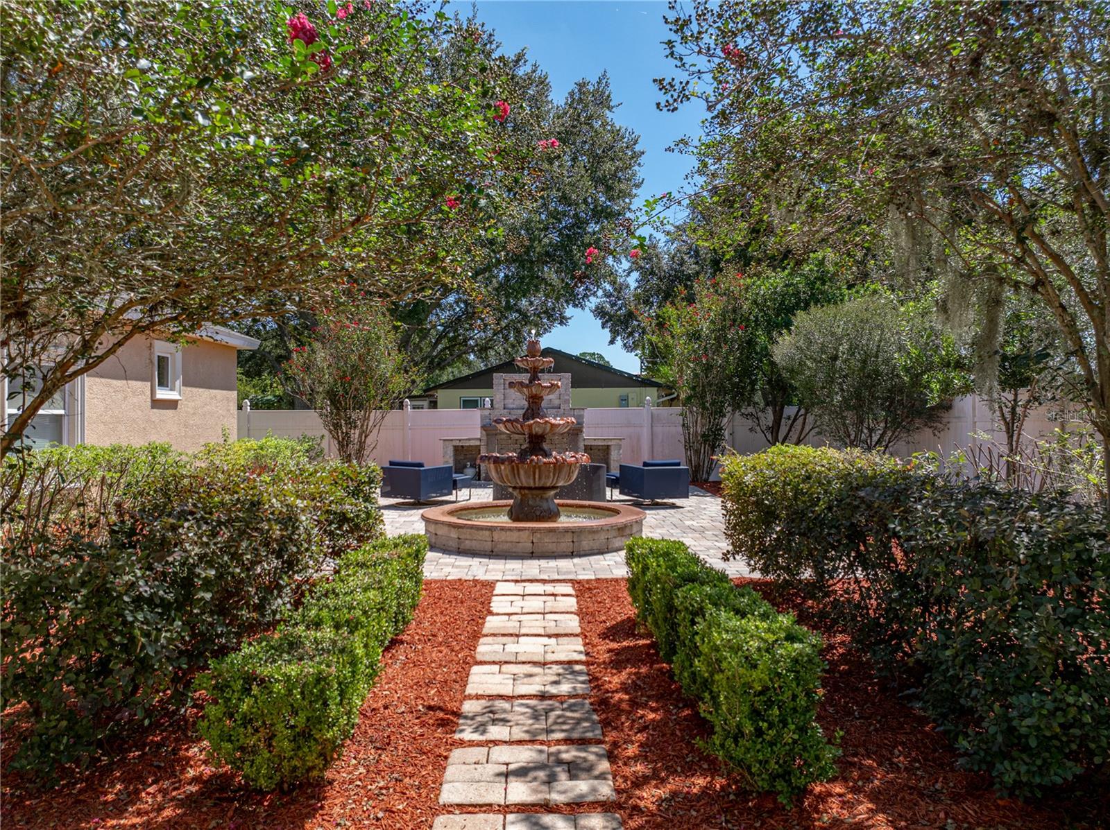 FOX RIDGE - Residential