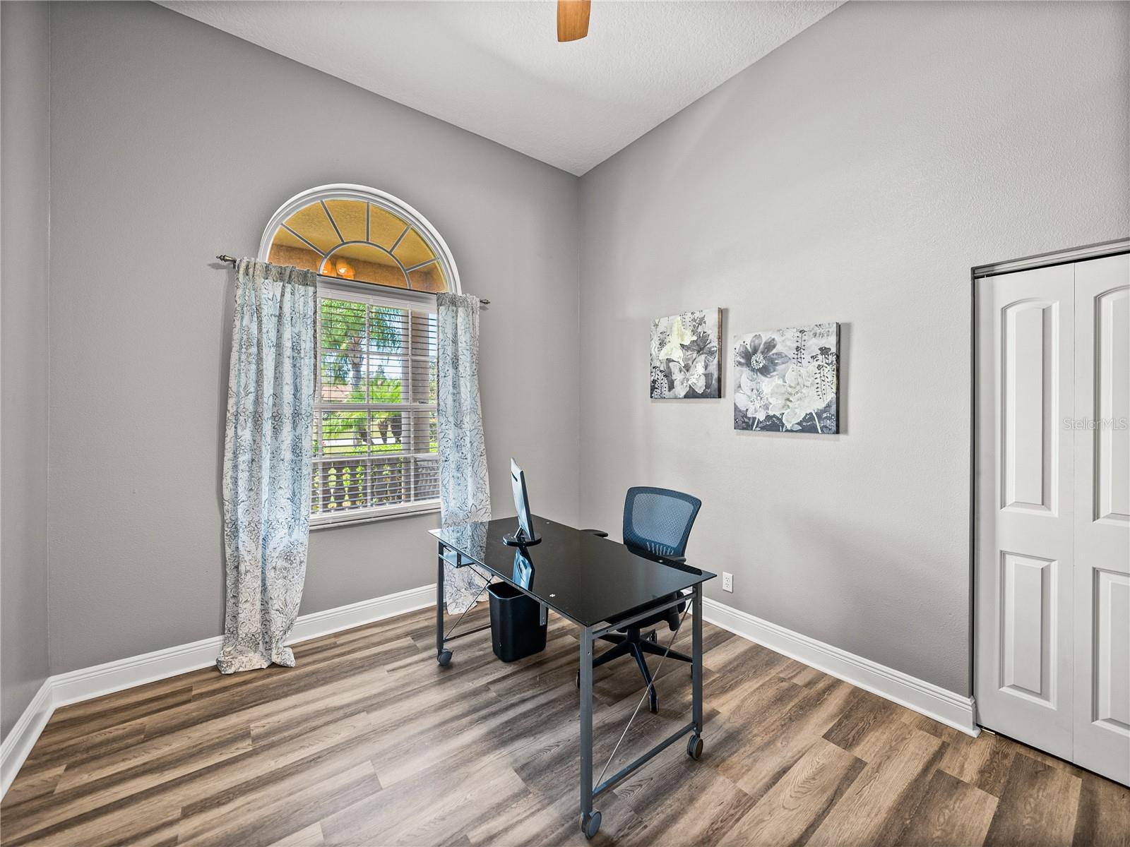 FOX RIDGE - Residential