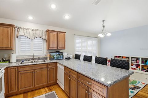 Tiny photo for 300 NW 12th Avenue, Crystal River, FL 34428 (MLS # G5109213)