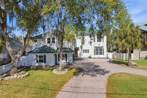 Tiny photo for 300 NW 12th Avenue, Crystal River, FL 34428 (MLS # G5109213)