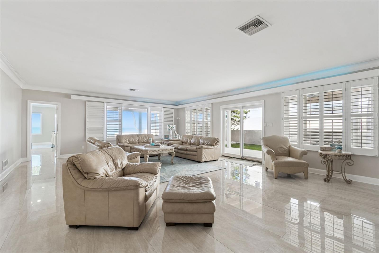 BELLEAIR BEACH UNIT 1 UNREC - Residential