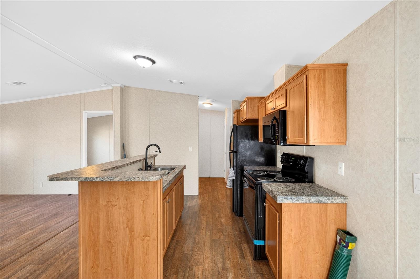 WILLISTON HYLNDS GOLF & C CLUB ESTATE - Residential