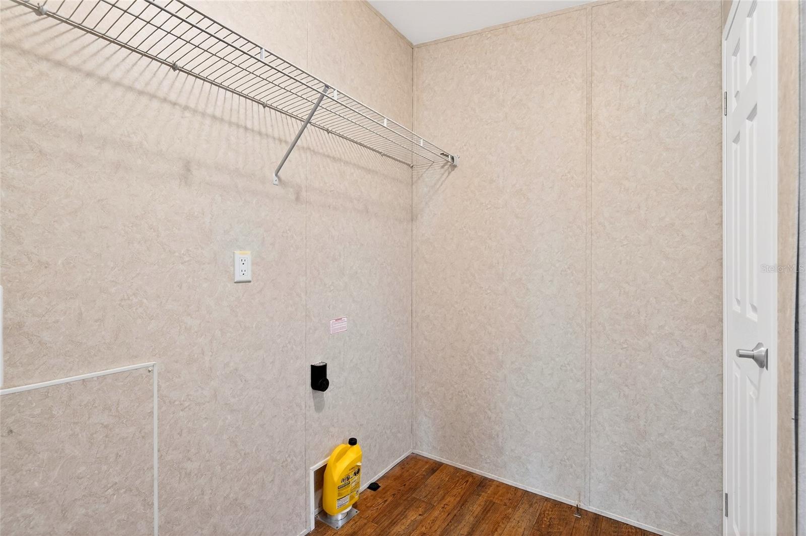 WILLISTON HYLNDS GOLF & C CLUB ESTATE - Residential