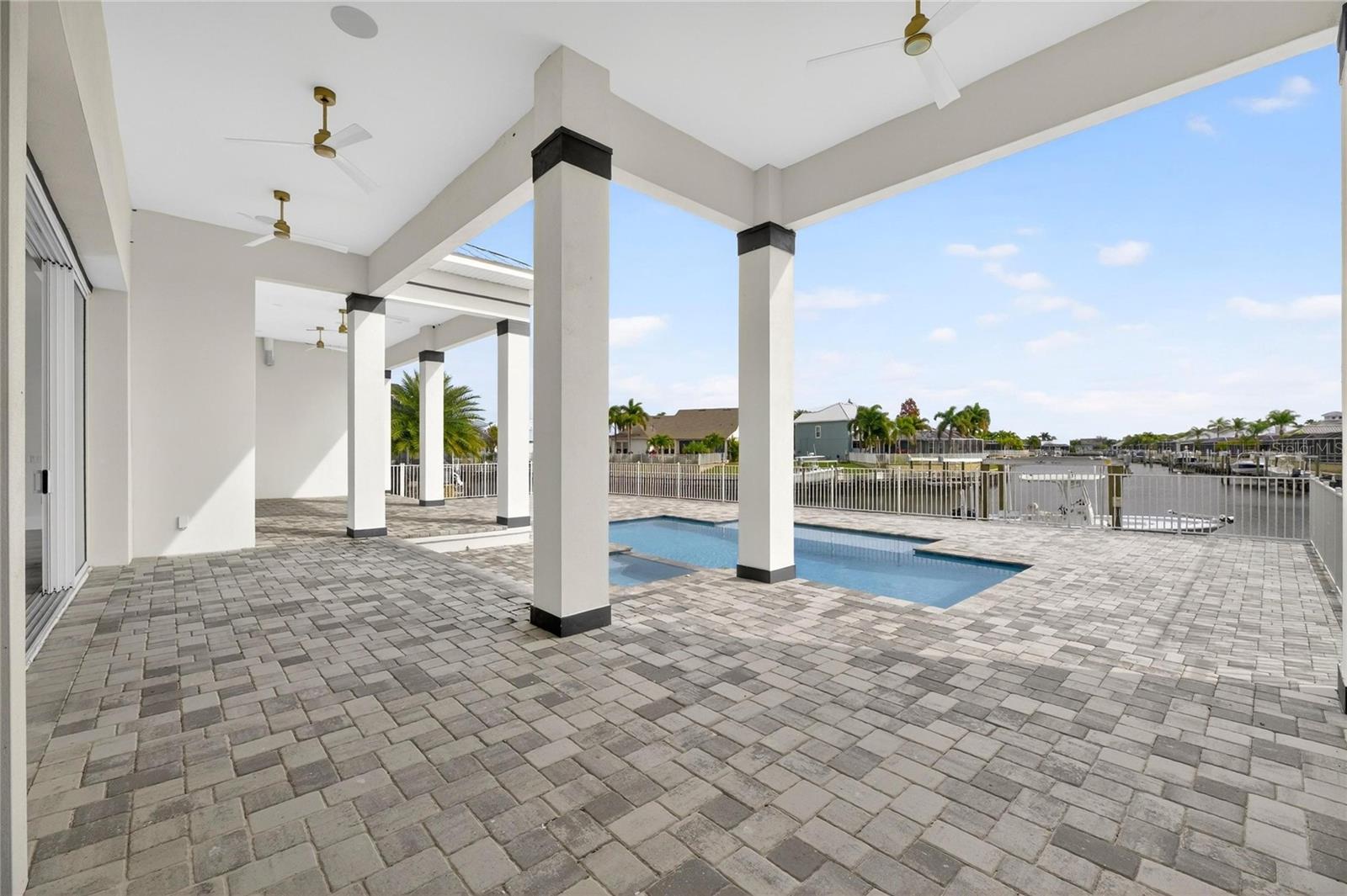 MIRABAY PH 2A-3 - Residential Lease