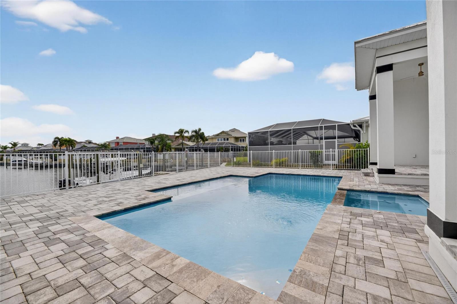 MIRABAY PH 2A-3 - Residential Lease