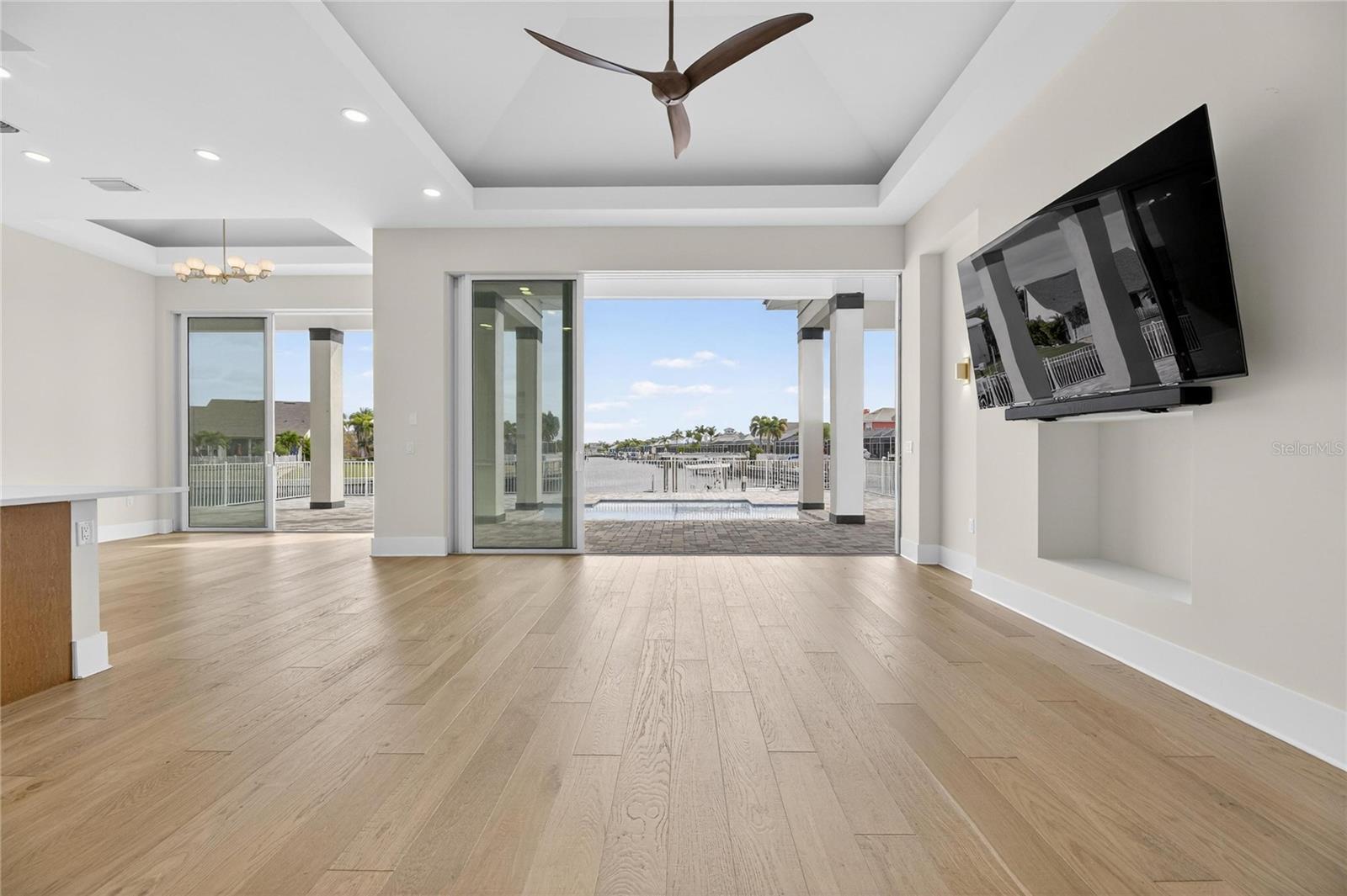 MIRABAY PH 2A-3 - Residential Lease