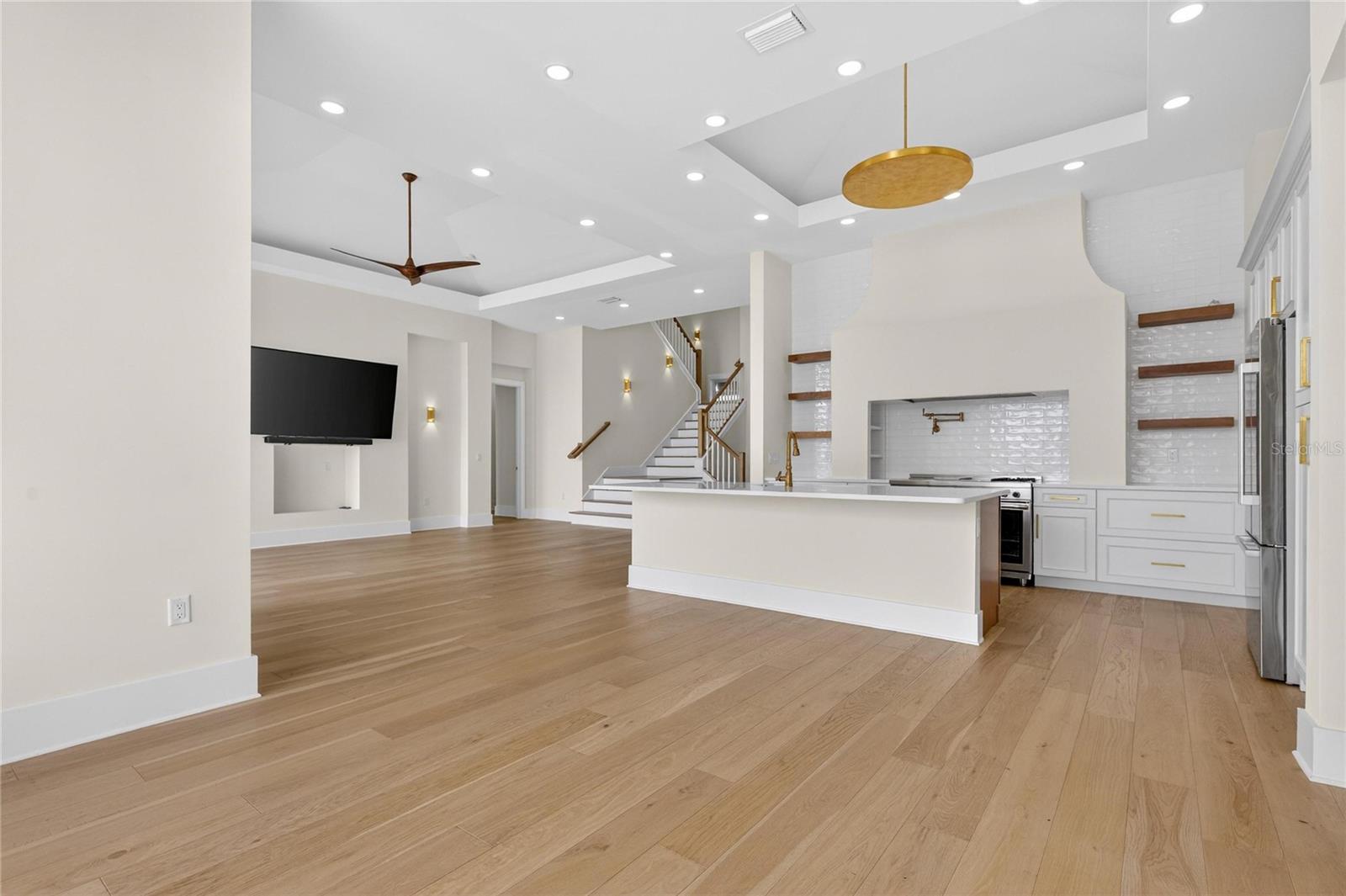 MIRABAY PH 2A-3 - Residential Lease