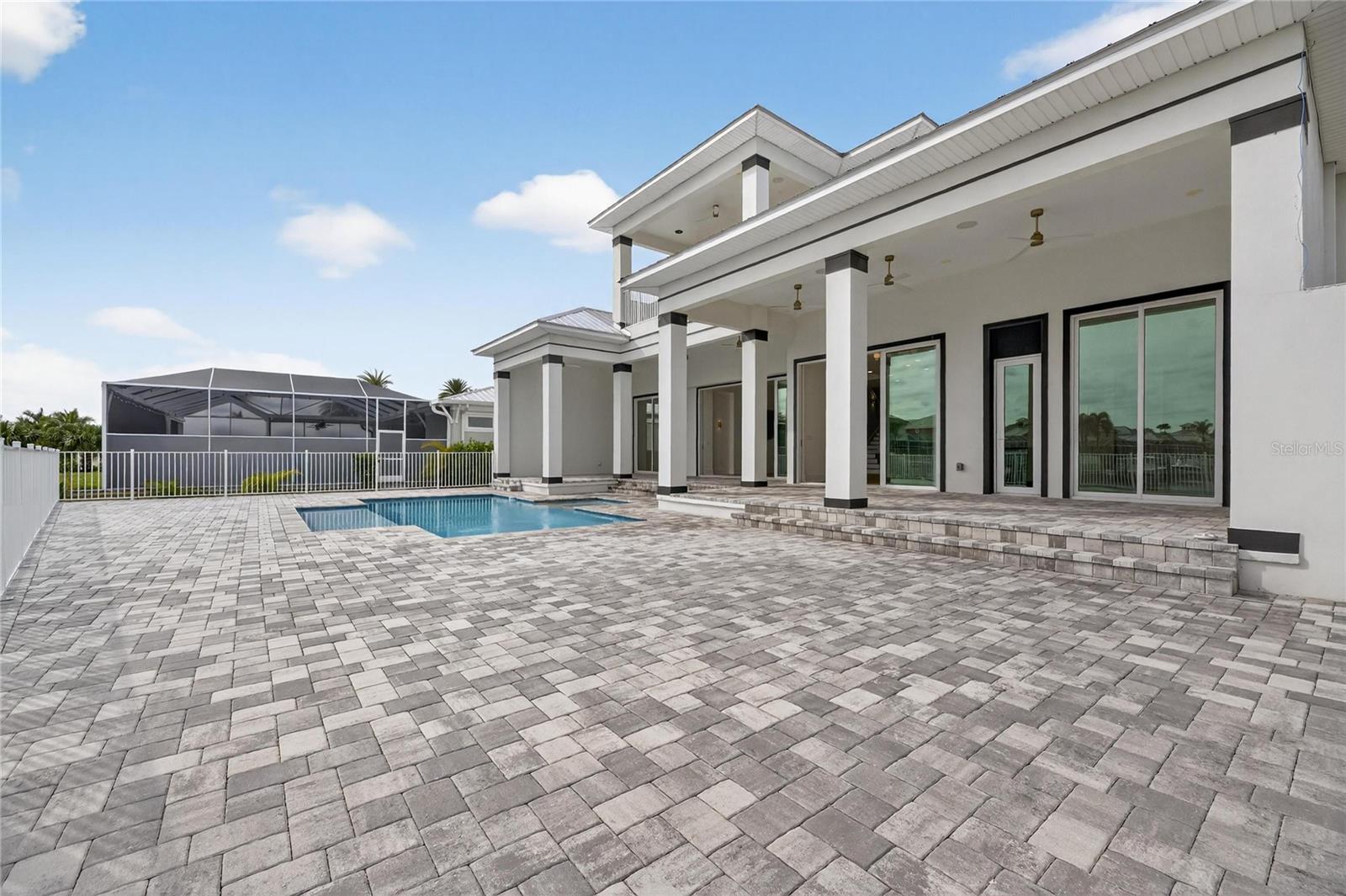 MIRABAY PH 2A-3 - Residential Lease