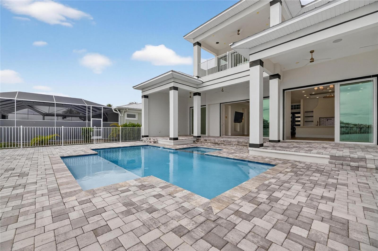 MIRABAY PH 2A-3 - Residential Lease