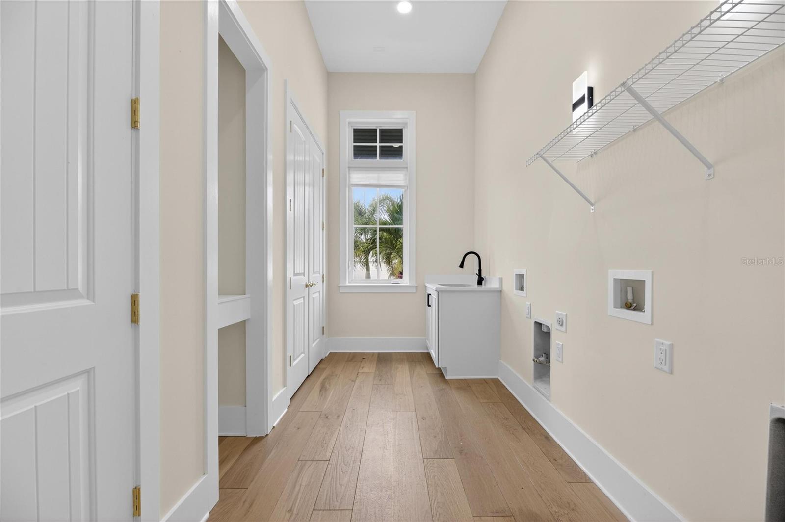 MIRABAY PH 2A-3 - Residential Lease