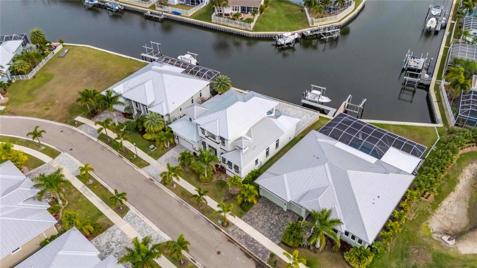 MIRABAY PH 2A-3 - Residential Lease