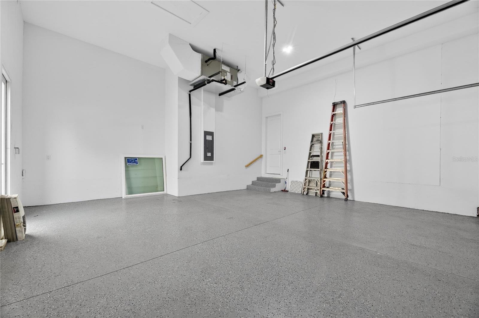 MIRABAY PH 2A-3 - Residential Lease