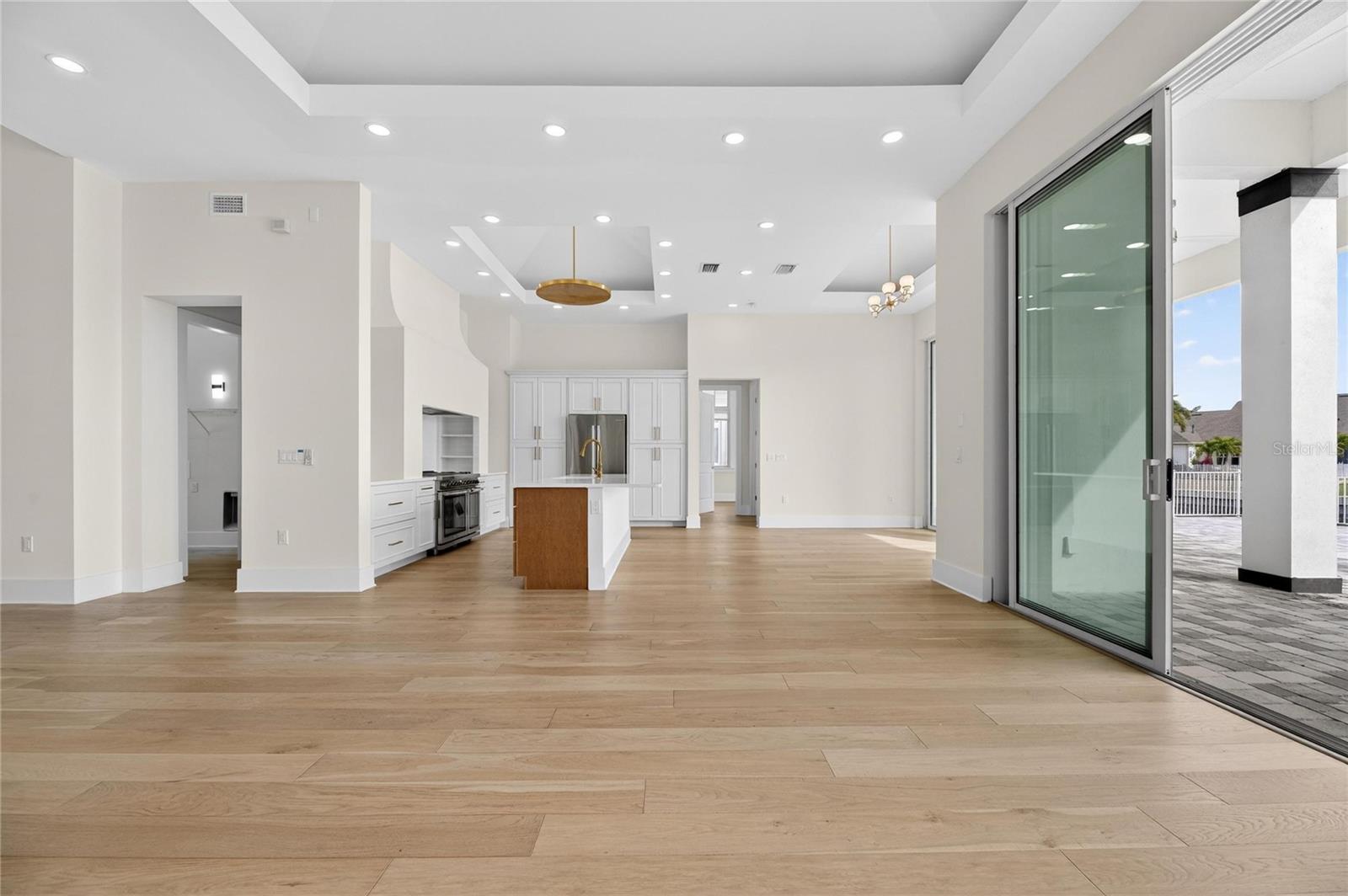 MIRABAY PH 2A-3 - Residential Lease