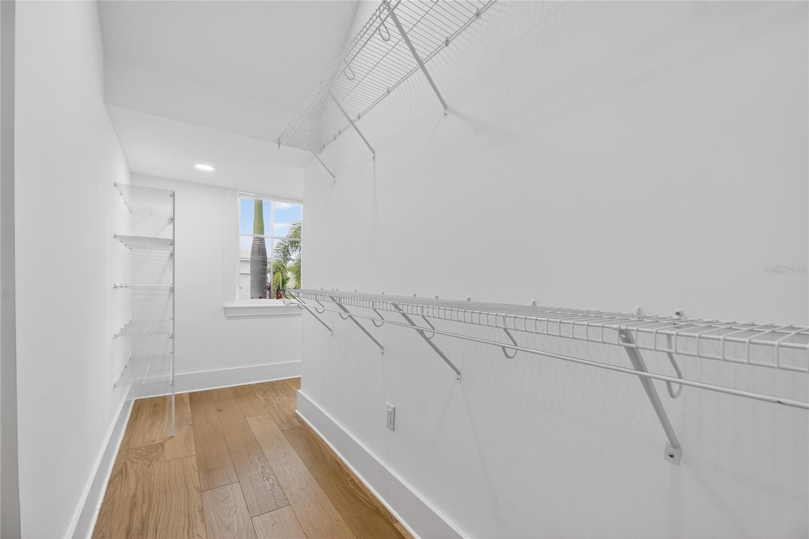 MIRABAY PH 2A-3 - Residential Lease