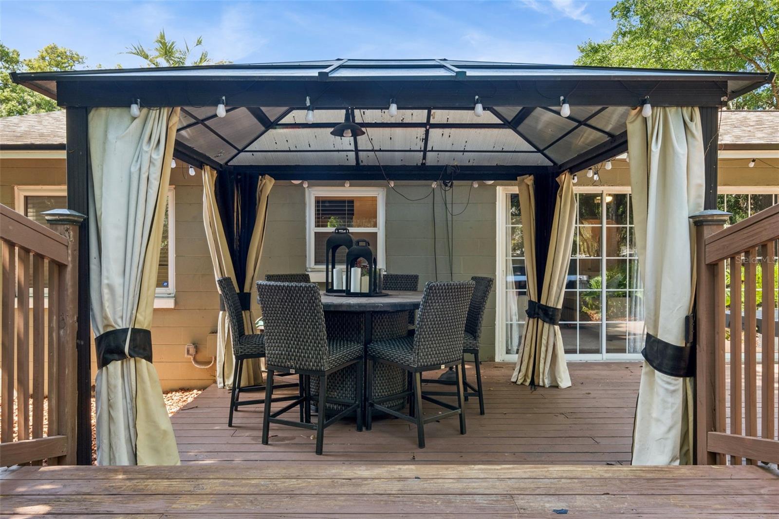 SPRING LAKE MANOR - Residential