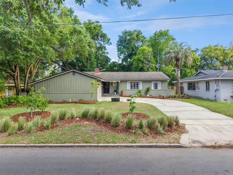 Photo of 1310 Arlington Street, Orlando, FL 32805 (MLS # O6401697)