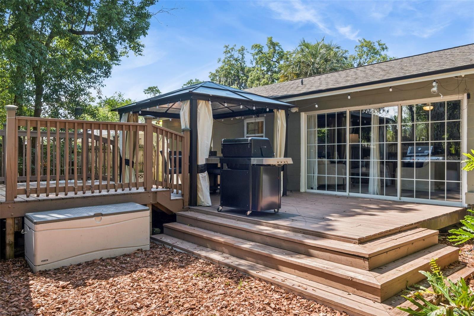 SPRING LAKE MANOR - Residential