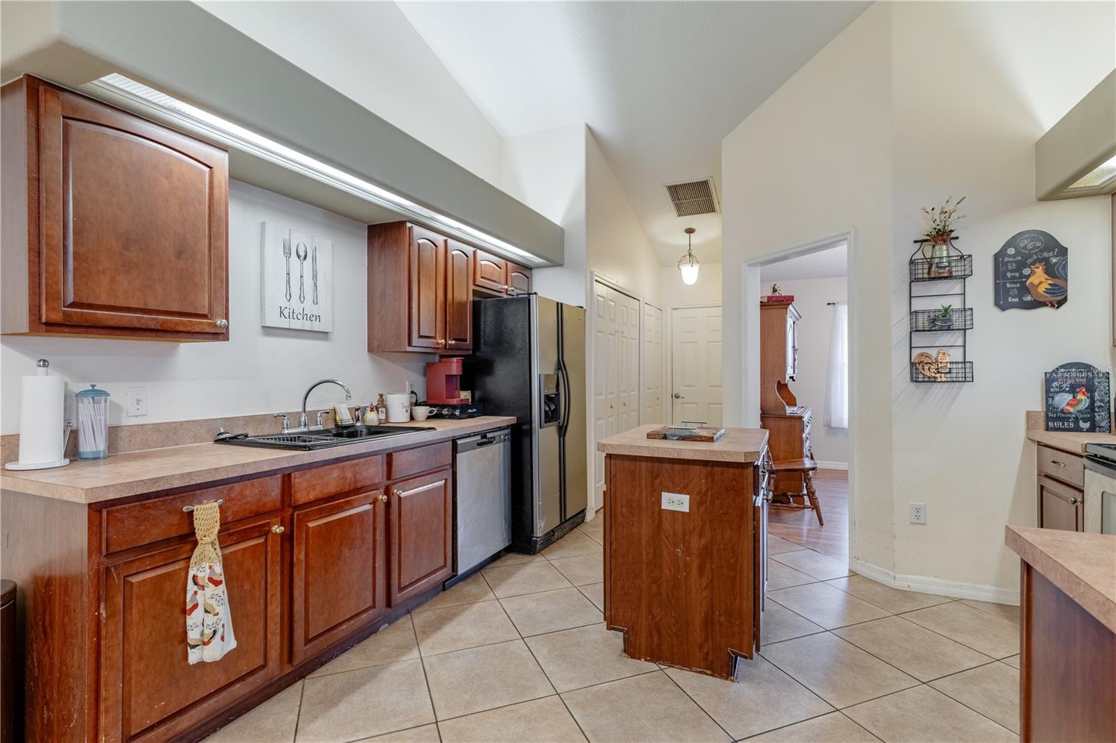 GROVES/BAYTREE PH 02 - Residential