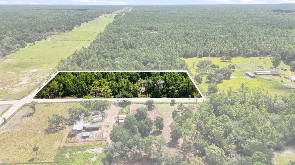 Photo of 6791 N Velveteen Point, Dunnellon, FL 34433 (MLS # OM731929)