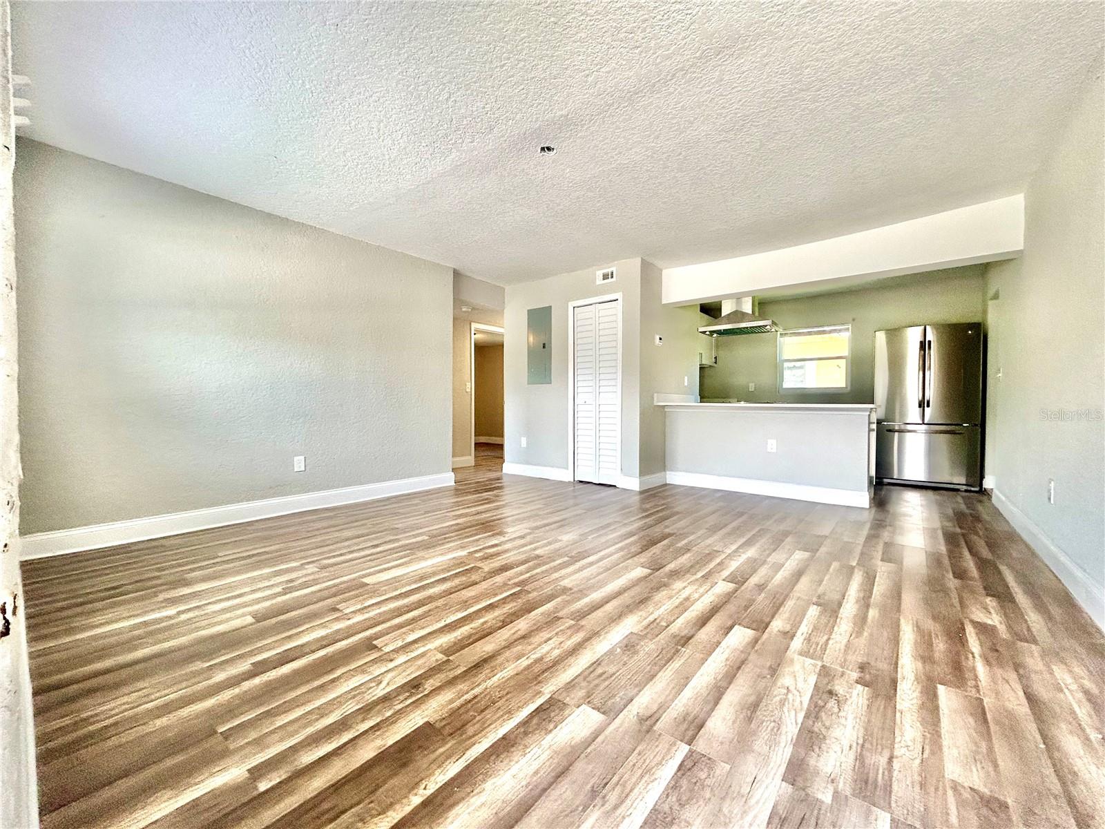 SHADOW LAWN - Residential Lease