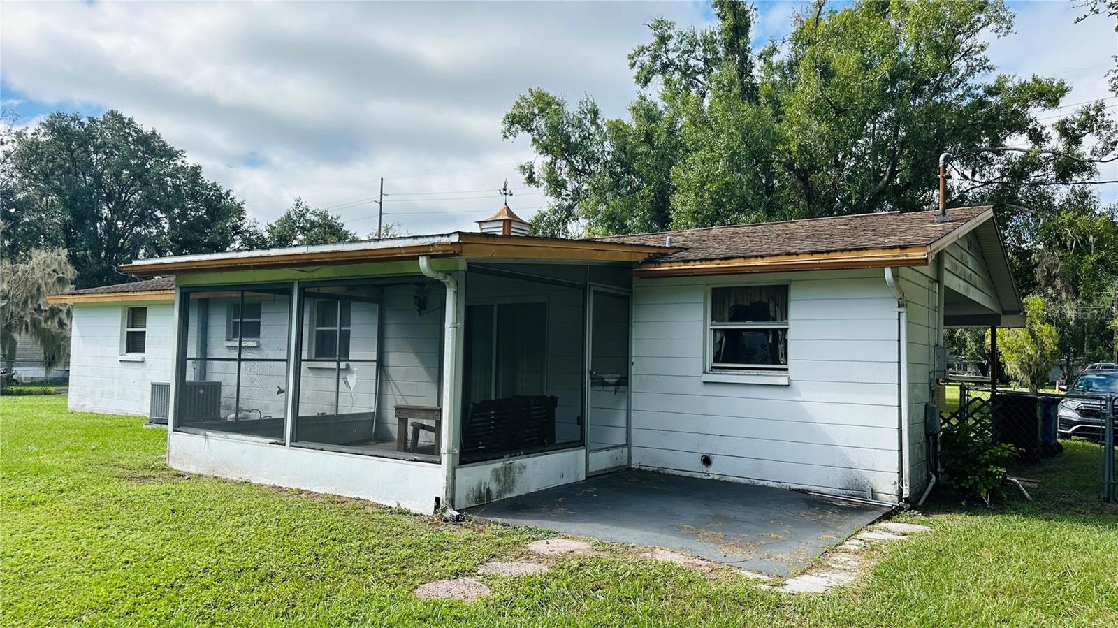 TROPICAL ACRES UNIT 1 - Residential