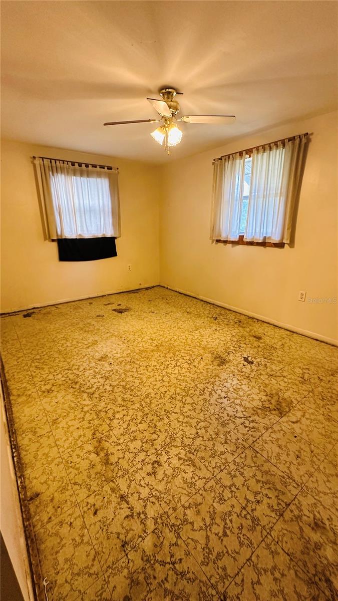 TROPICAL ACRES UNIT 1 - Residential