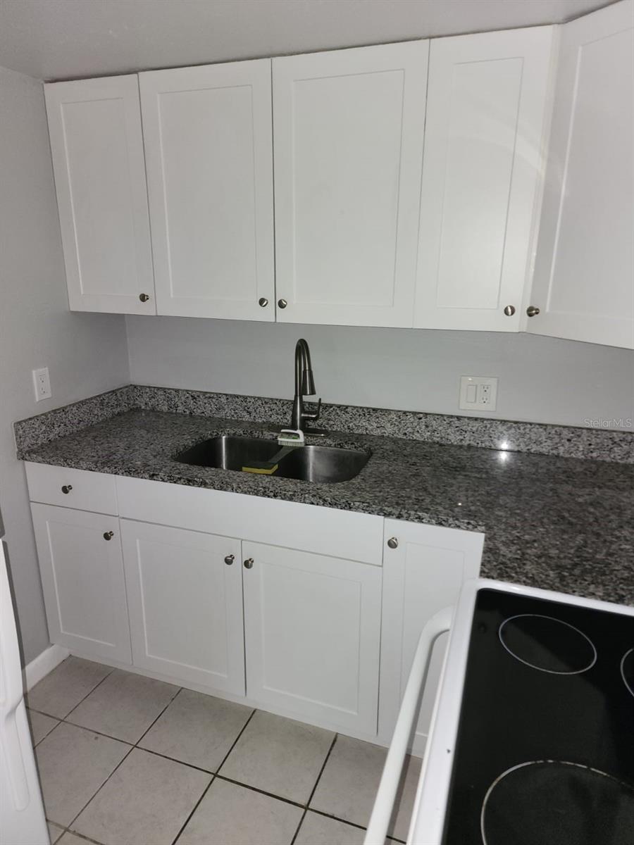 EASTWOOD TERRACE 3RD ADD - Residential Lease