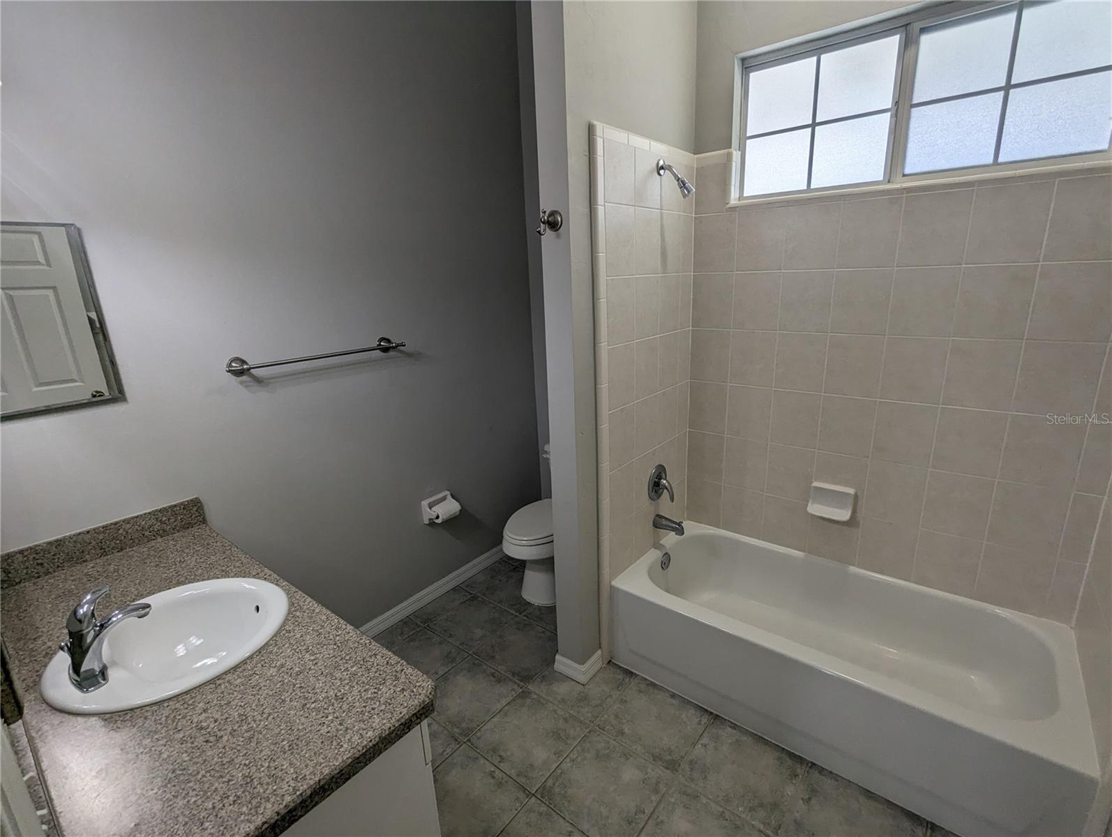 LONGLEAF UNIT 1 PH 2 - Residential Lease