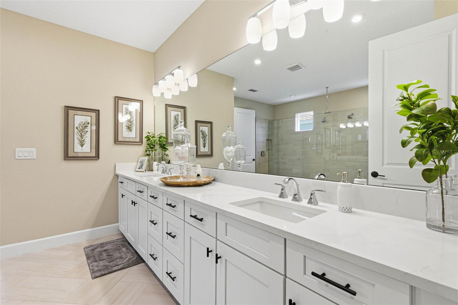 RIVER LANDING - Residential