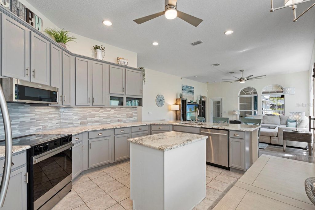 Photo of 236 Longview Avenue, Celebration, FL 34747 (MLS # O6400640)