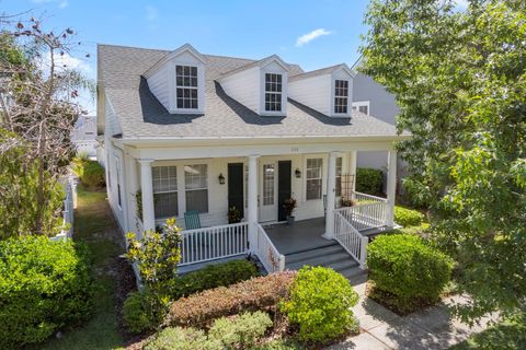 Photo of 236 Longview Avenue, Celebration, FL 34747 (MLS # O6400640)
