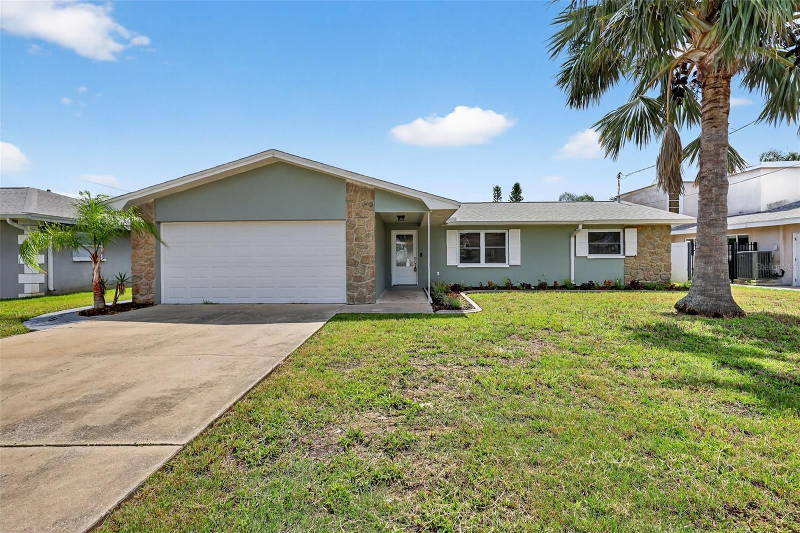 2175 EDYTHE DRIVE