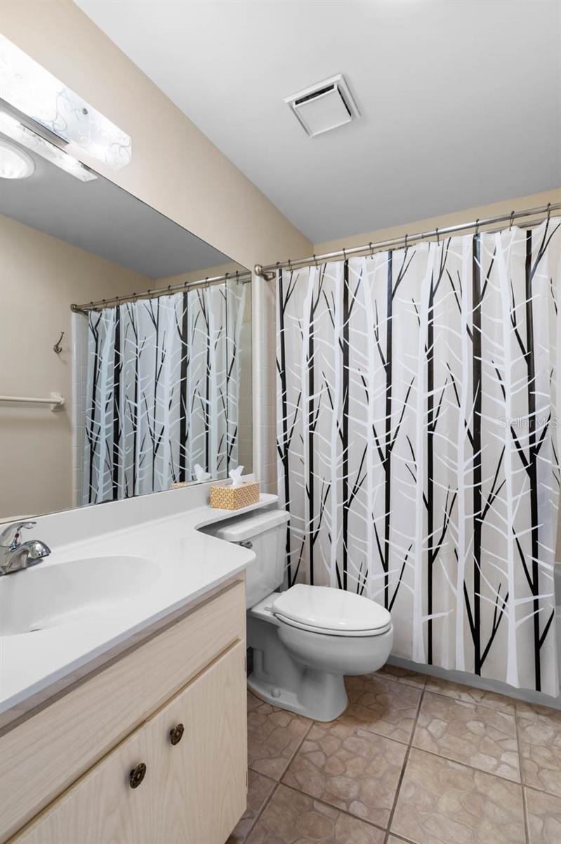 HIGHGATE IV CONDO - Residential