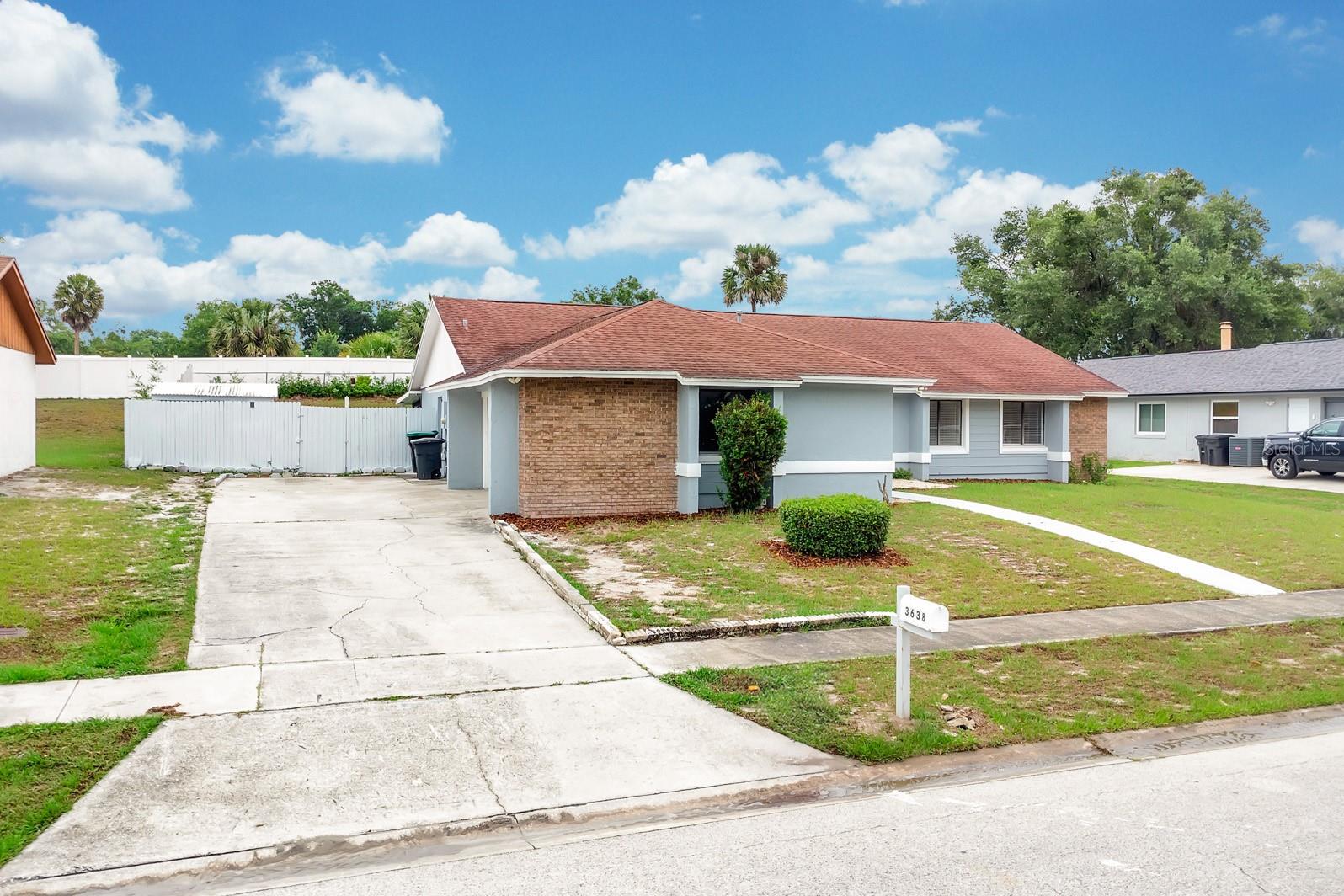 HOWELL COVE 4TH SEC - Residential