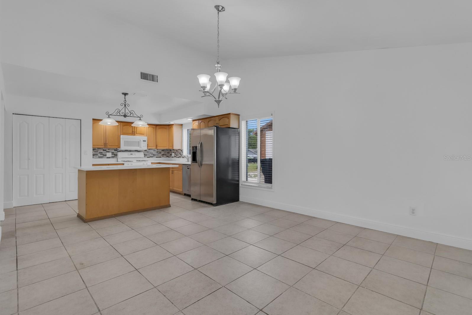 HOWELL COVE 4TH SEC - Residential