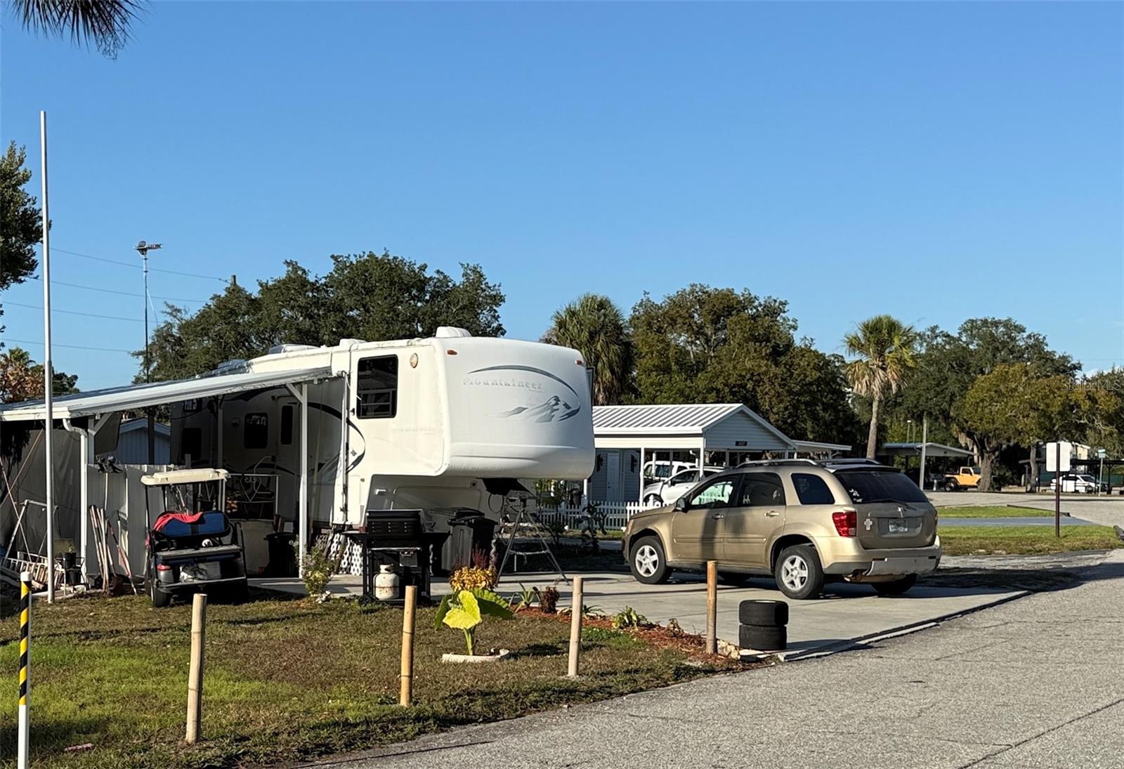 CAMP A WYLE RV RESORT - Land