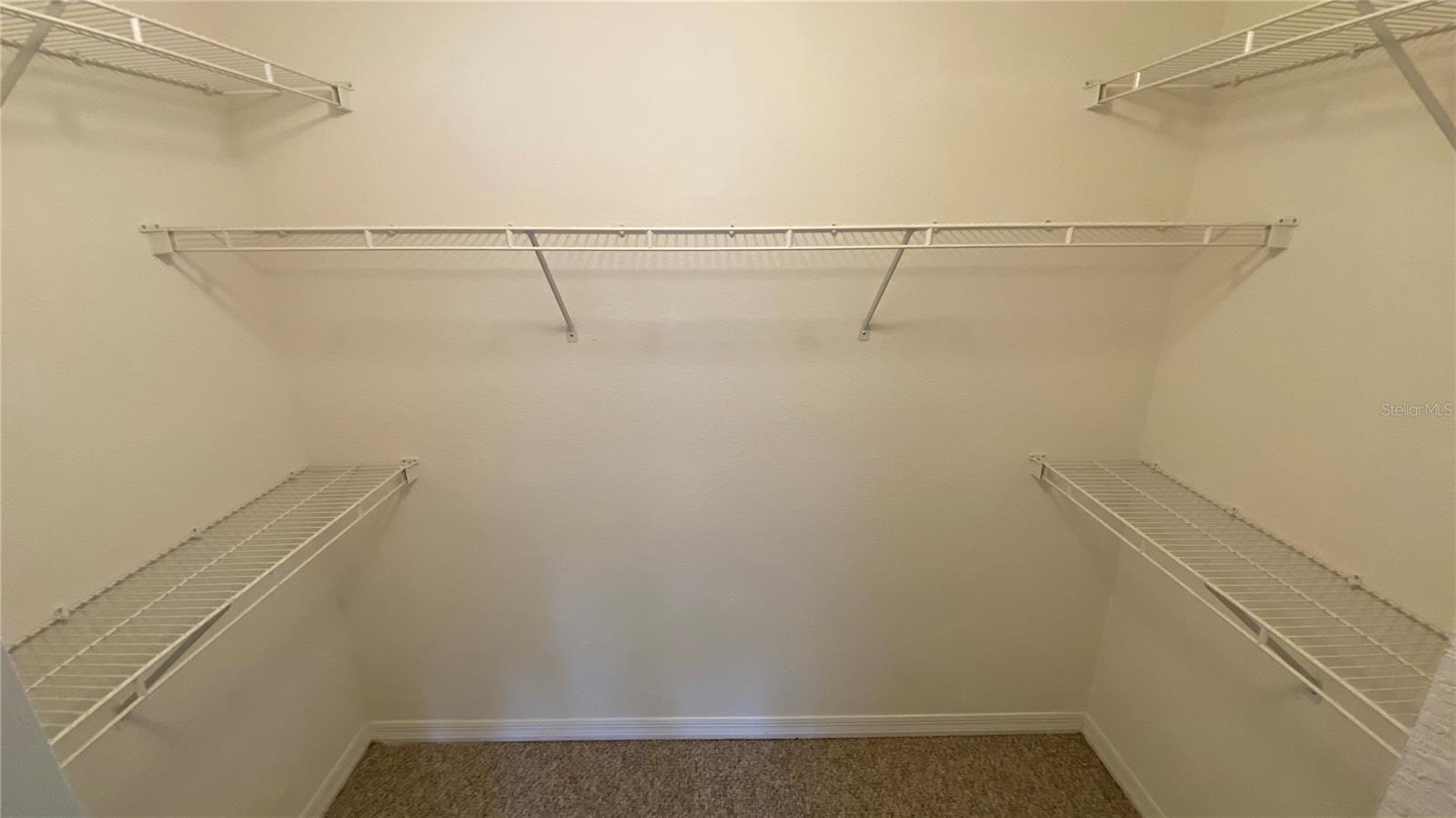 VISCONTI EAST - Residential Lease