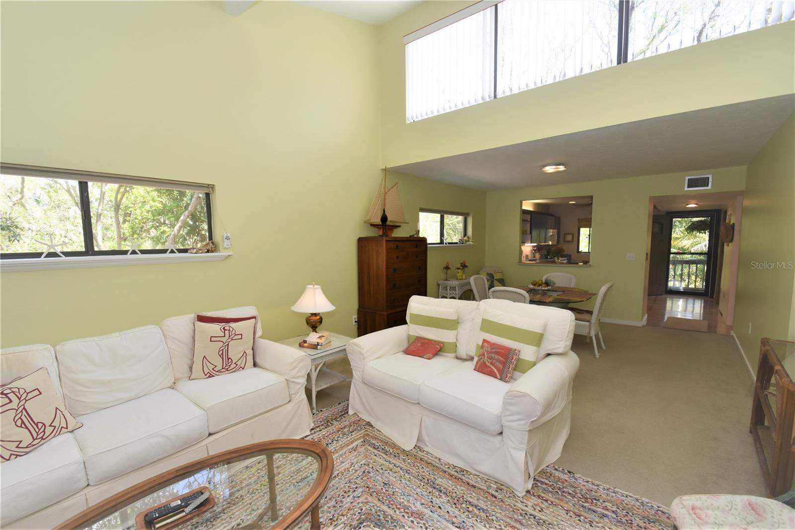 PELICAN COVE I - Residential Lease